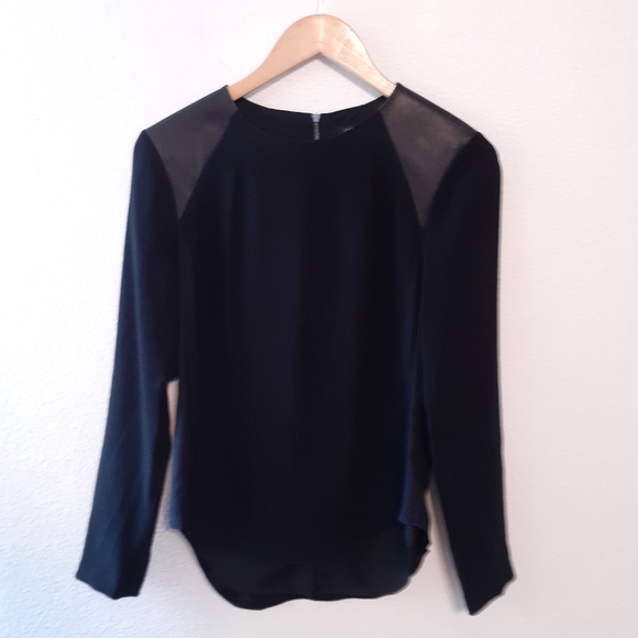 rag & bone Tops - RAG & BONE LAMB LEATHER SHOULDERS BLACK TOP SMALL